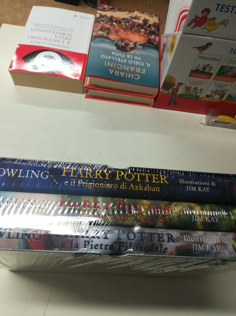 Harry Potter. La serie illustrata, primi tre libri - La Libreria -  Townforyou - Fai acquisti e prenota eventi vicino a te